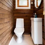 Dağ evi Lapland Aurora Riverside *