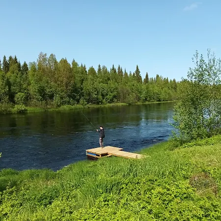 Lapland Aurora Riverside *