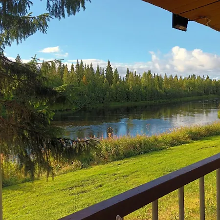 Lapland Aurora Riverside Chalet Raiskio