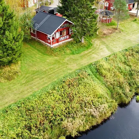 Lapland Aurora Riverside Chalet *