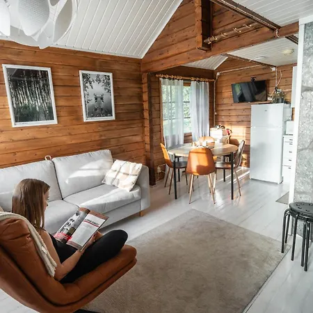 Lapland Aurora Riverside & Sauna Chalet