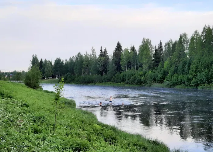Lapland Aurora Riverside Raiskio