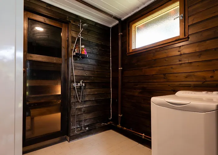 Lapland Aurora Riverside Chalet Raiskio