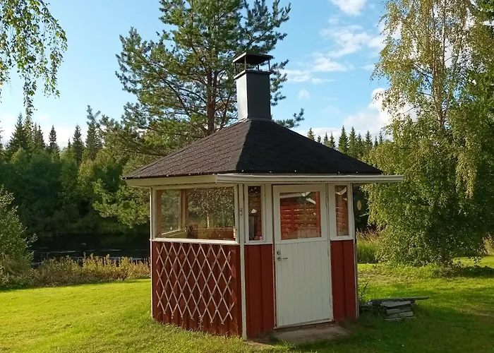 Lapland Aurora Riverside Raiskio