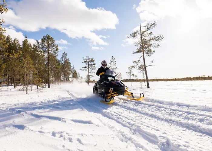 Lapland Aurora Riverside Chalet *