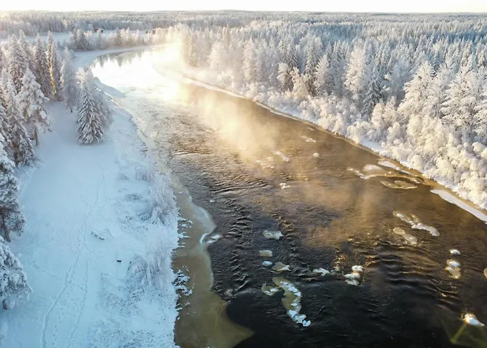 Lapland Aurora Riverside *